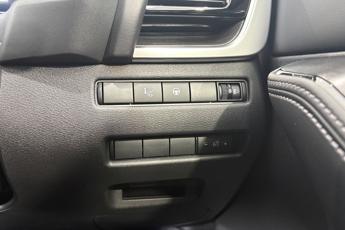 2025 Nissan X-TRAIL N-TREK T33