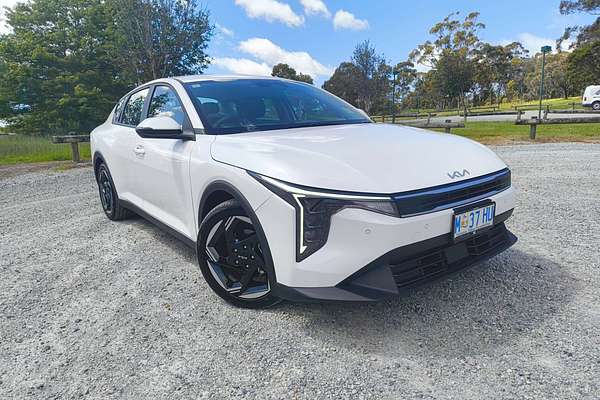 2025 Kia K4 Sport CL4m