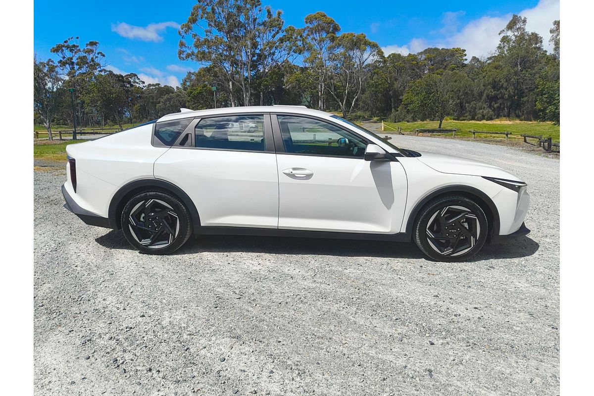 2025 Kia K4 Sport CL4m