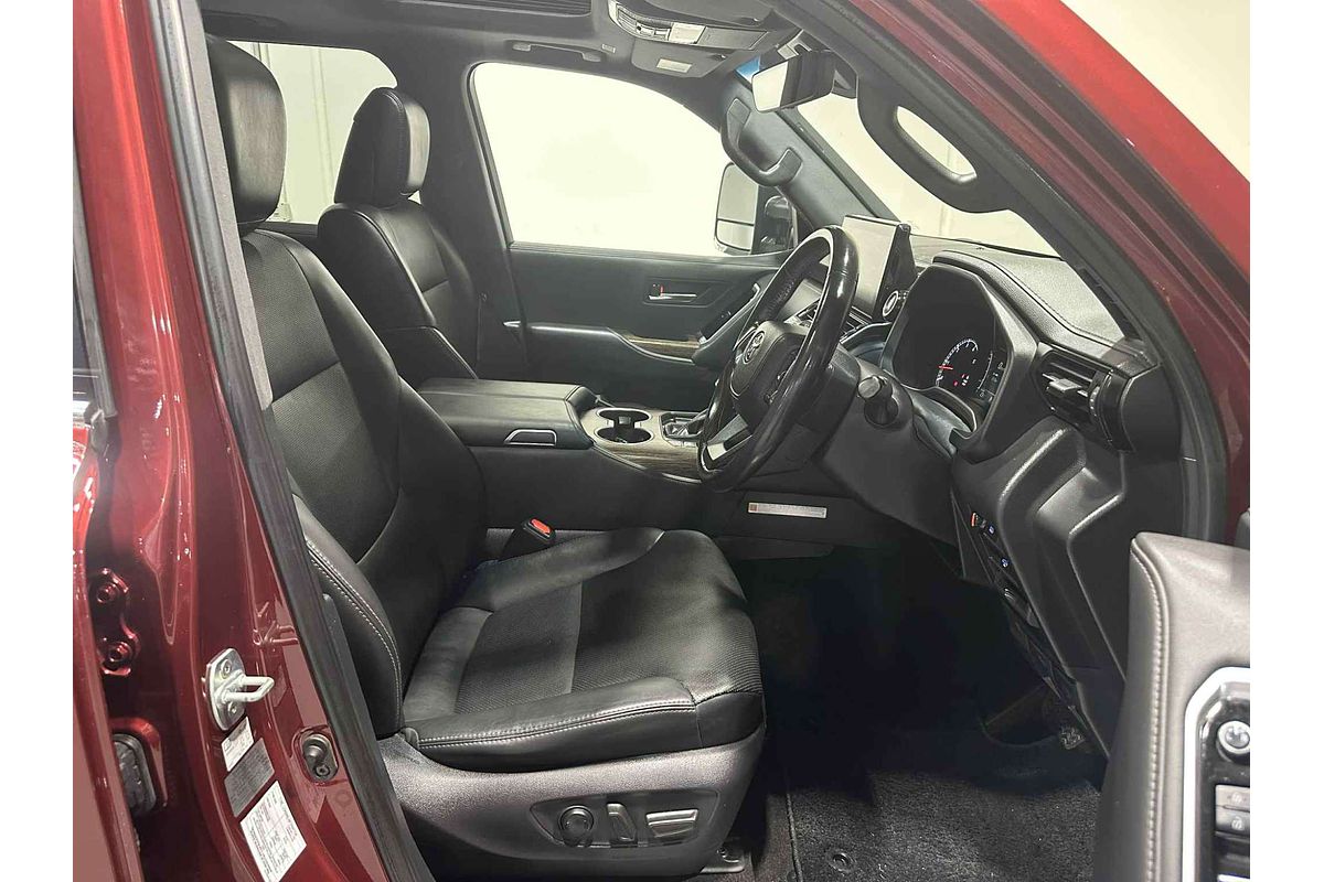 2022 Toyota Landcruiser VX FJA300R