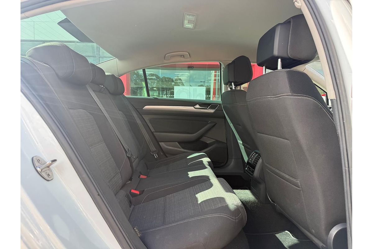 2022 Volkswagen Passat 140TSI Business B8