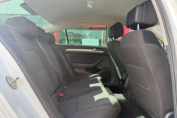 2022 Volkswagen Passat 140TSI Business B8