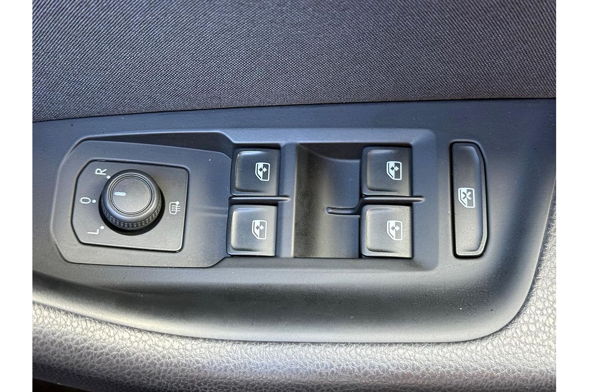 2022 Volkswagen Passat 140TSI Business B8