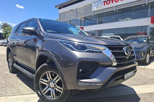 2025 Toyota Fortuner GXL GUN156R