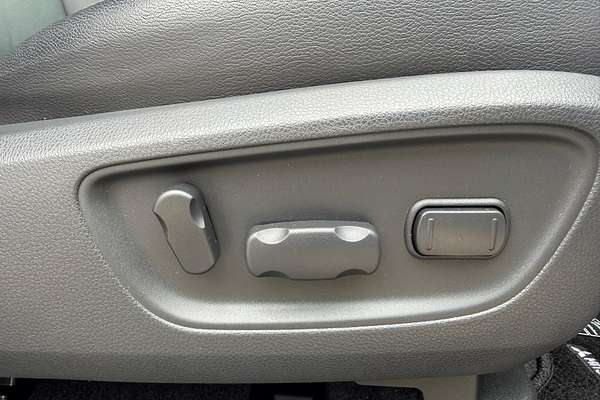 2025 Mitsubishi Pajero Sport Exceed QG