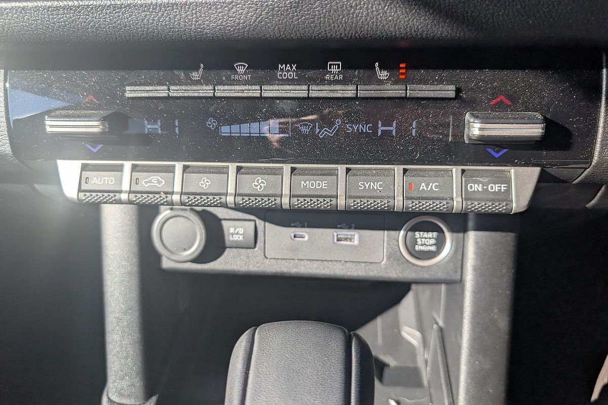 2024 Mitsubishi Triton GLS MV 4X4