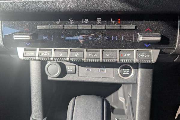 2024 Mitsubishi Triton GLS MV 4X4