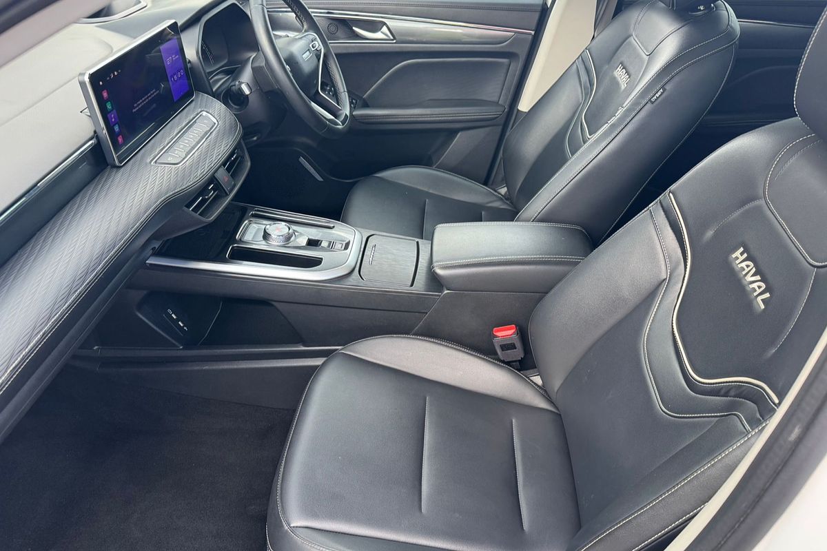 2022 GWM Haval Jolion Ultra Hybrid A01