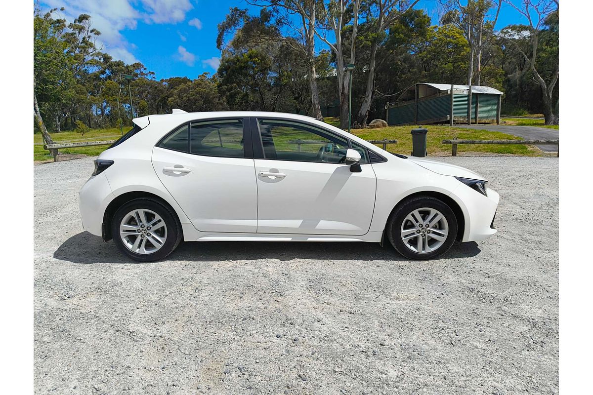 2019 Toyota Corolla Ascent Sport MZEA12R