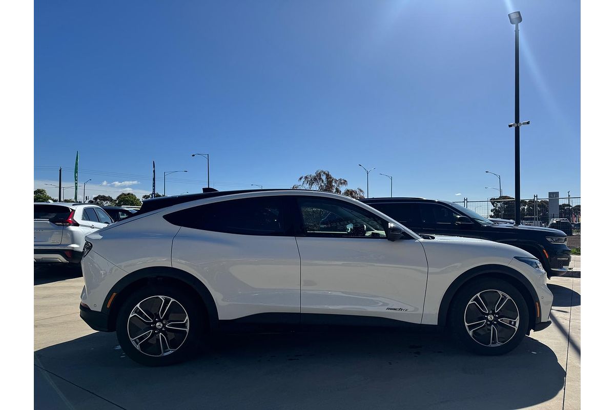 2023 Ford Mustang Mach-E Select