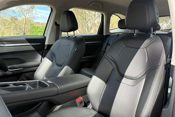 2025 GWM Haval H6 Lux B01