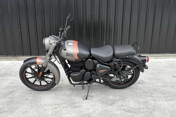 2025 Royal Enfield Classic 350