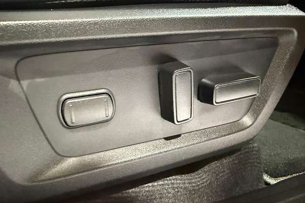 2024 Mitsubishi Triton GSR MV 4X4