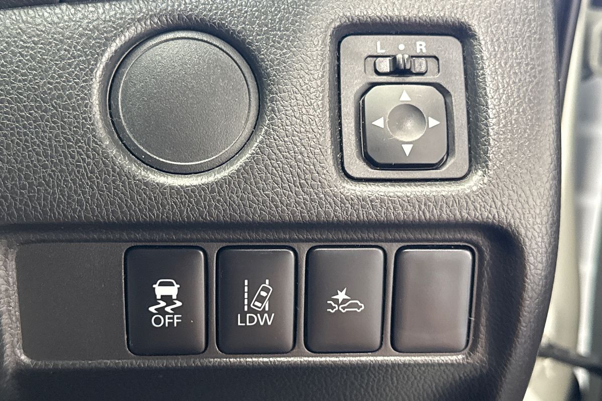 2021 Mitsubishi Triton GLX-R MR 4X4