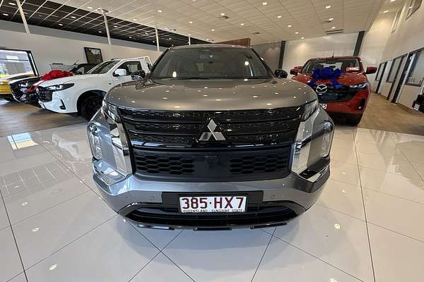 2023 Mitsubishi Outlander LS Black Edition AWD ZM