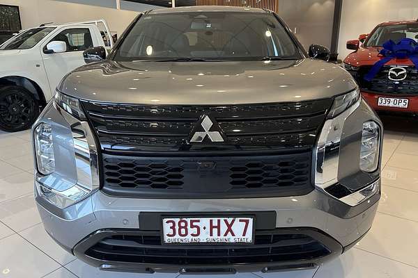 2023 Mitsubishi Outlander LS Black Edition AWD ZM