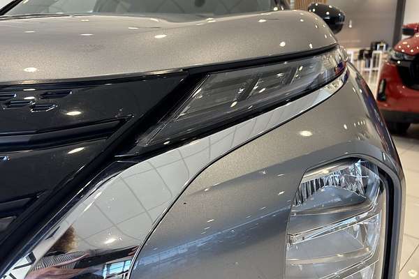 2023 Mitsubishi Outlander LS Black Edition AWD ZM