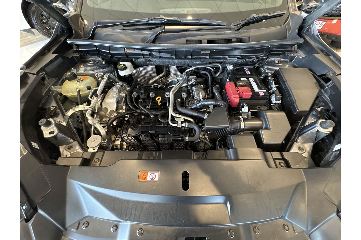 2023 Mitsubishi Outlander LS Black Edition AWD ZM