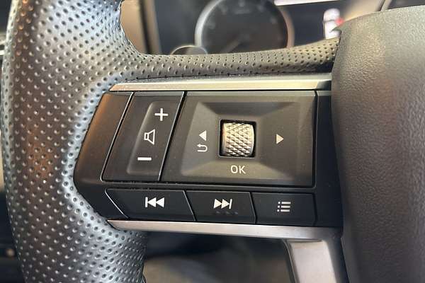 2023 Mitsubishi Outlander LS Black Edition AWD ZM