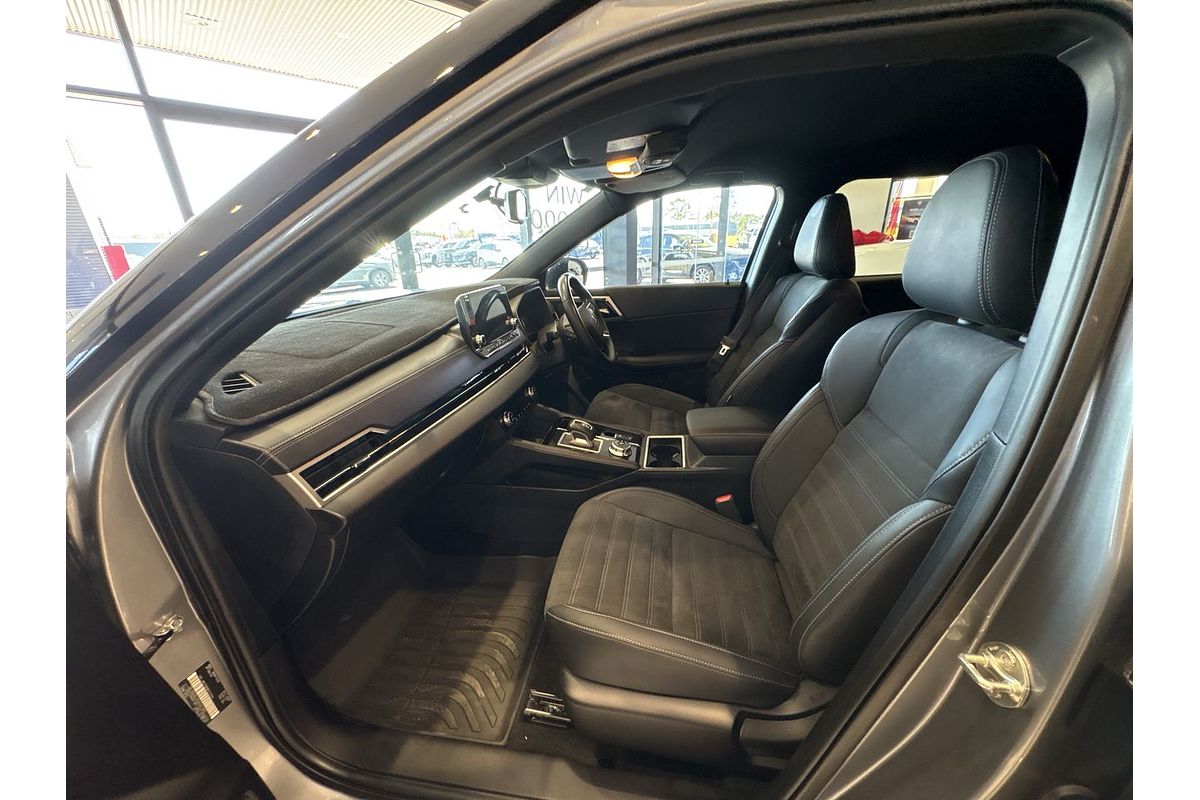 2023 Mitsubishi Outlander LS Black Edition AWD ZM