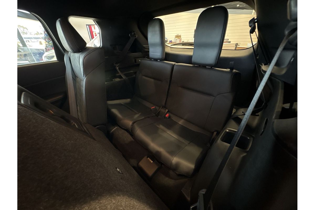 2023 Mitsubishi Outlander LS Black Edition AWD ZM