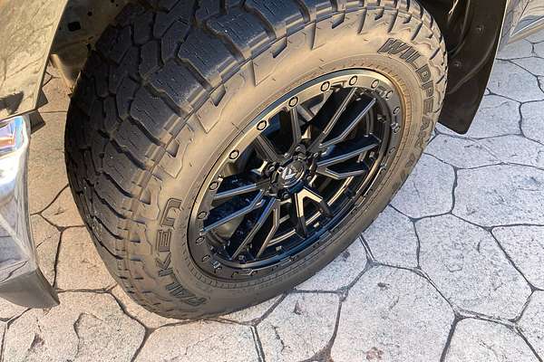 2020 RAM 1500 Laramie DS 4X4 SWB