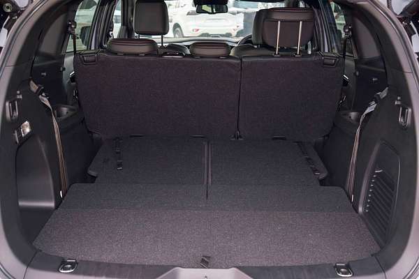 2025 Isuzu MU-X X-TERRAIN