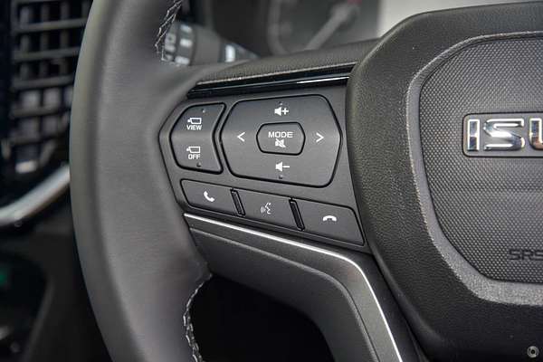 2025 Isuzu MU-X X-TERRAIN