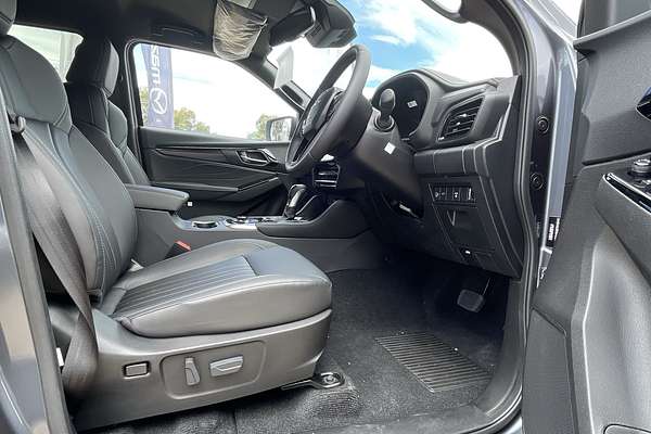 2025 Isuzu MU-X LS-T