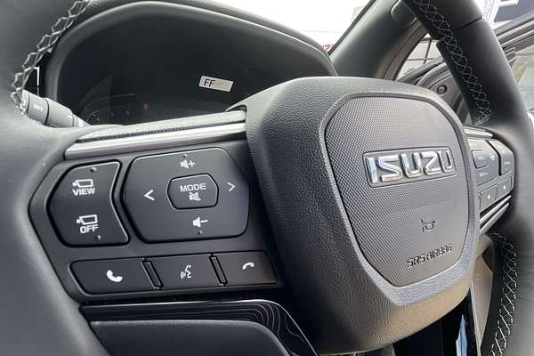 2025 Isuzu MU-X LS-T