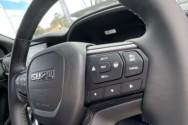 2025 Isuzu MU-X LS-T