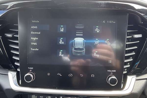 2025 Isuzu MU-X LS-T