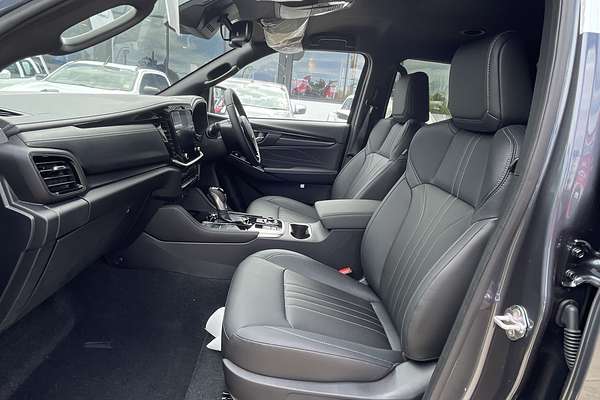 2025 Isuzu MU-X LS-T