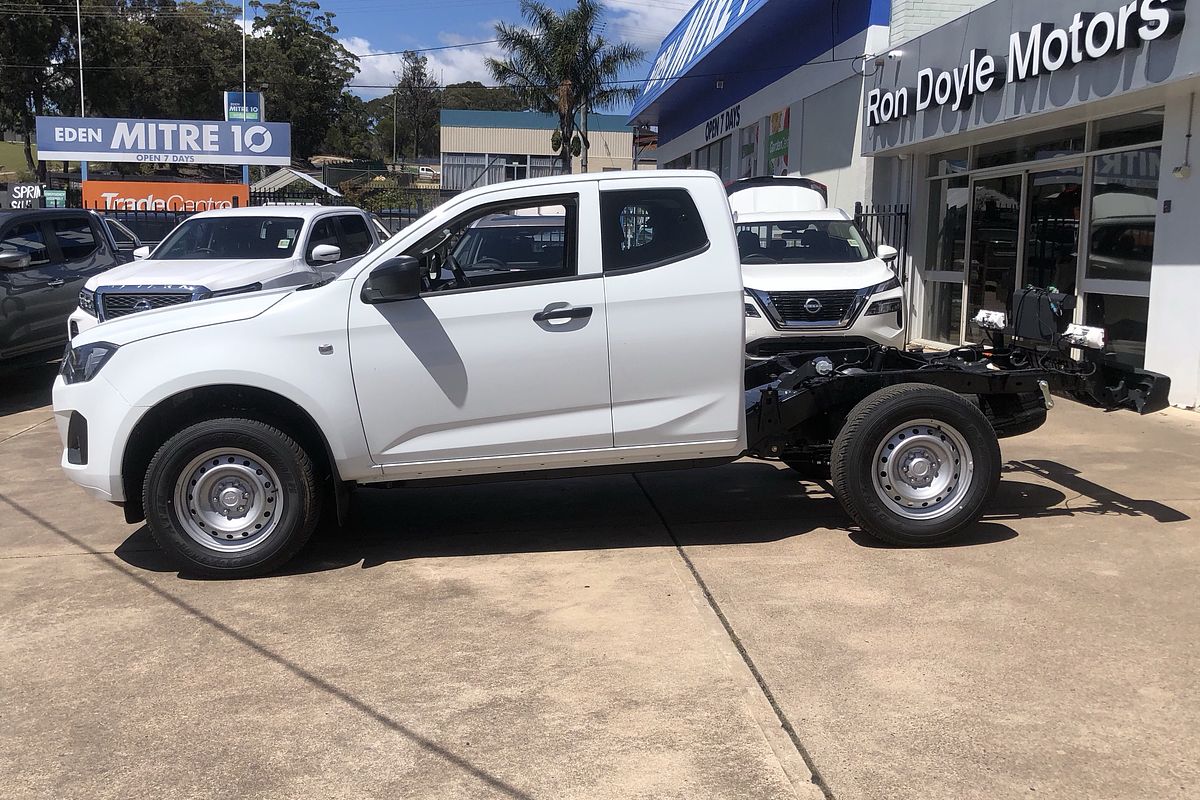 2025 Isuzu D-MAX SX 4X4