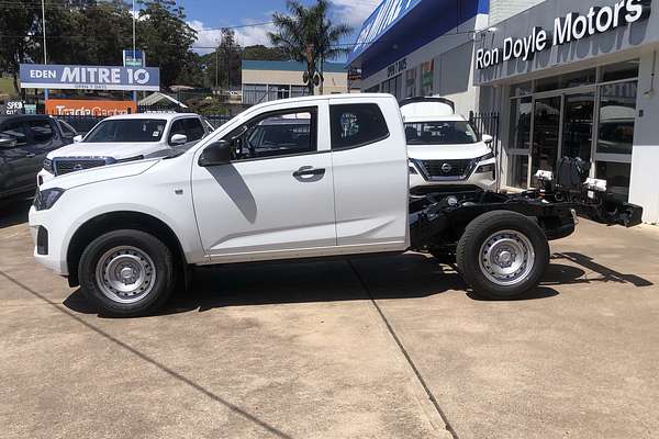 2025 Isuzu D-MAX SX 4X4