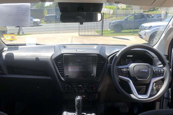 2025 Isuzu D-MAX SX 4X4