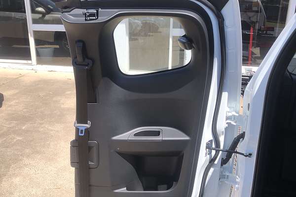 2025 Isuzu D-MAX SX 4X4