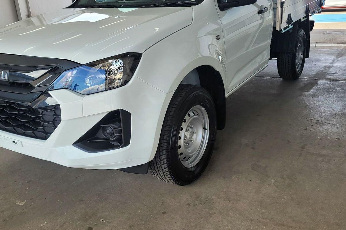 2025 Isuzu D-MAX SX High Ride Rear Wheel Drive