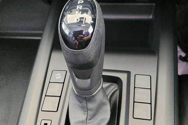 2025 Isuzu D-MAX SX High Ride Rear Wheel Drive