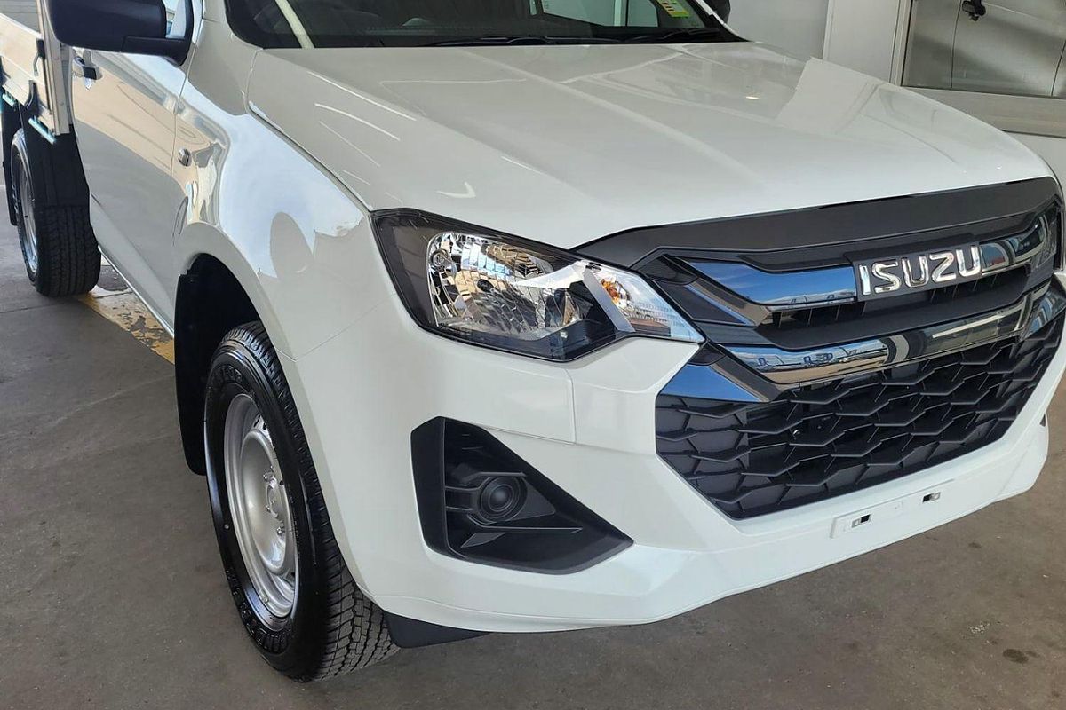 2025 Isuzu D-MAX SX High Ride Rear Wheel Drive