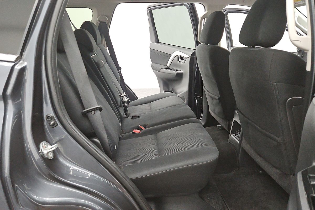 2023 Mitsubishi Pajero Sport GLS QF