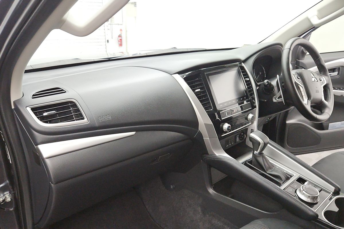 2023 Mitsubishi Pajero Sport GLS QF