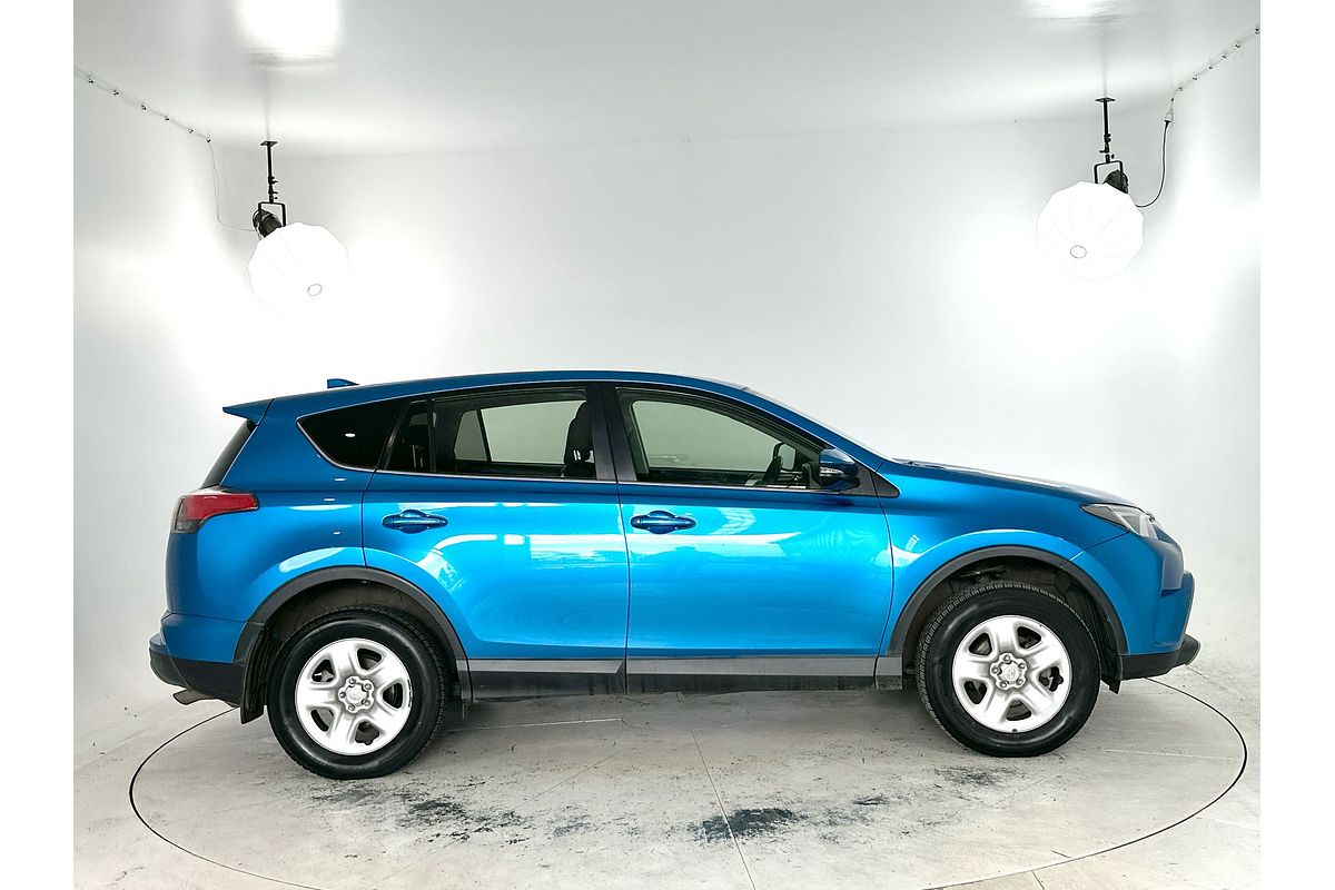 2017 Toyota RAV4 GX ASA44R