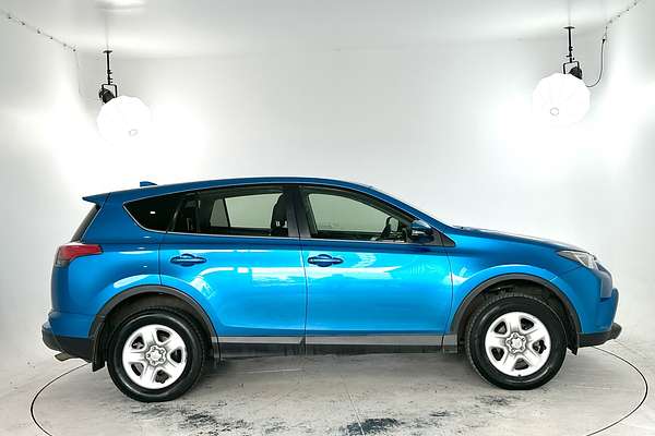 2017 Toyota RAV4 GX ASA44R