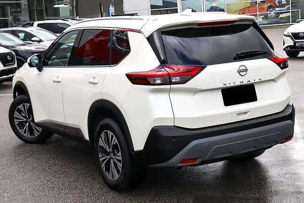 2025 Nissan X-TRAIL ST-L T33