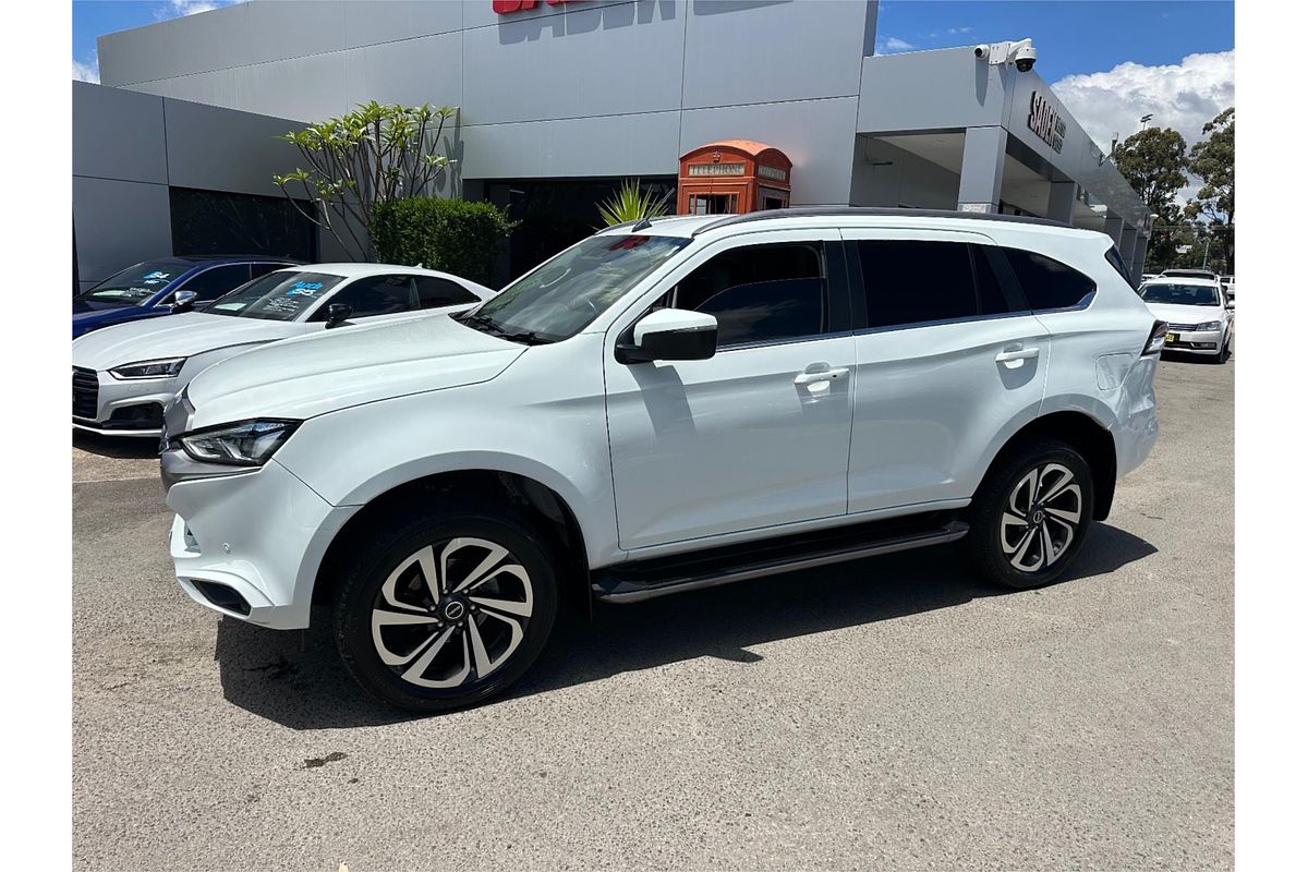 2021 Isuzu MU-X LS-T (4x2) RJ MY21