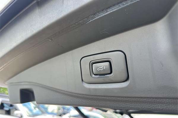 2021 Isuzu MU-X LS-T (4x2) RJ MY21