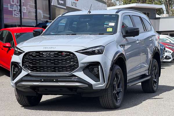 2025 Isuzu MU-X X-TERRAIN