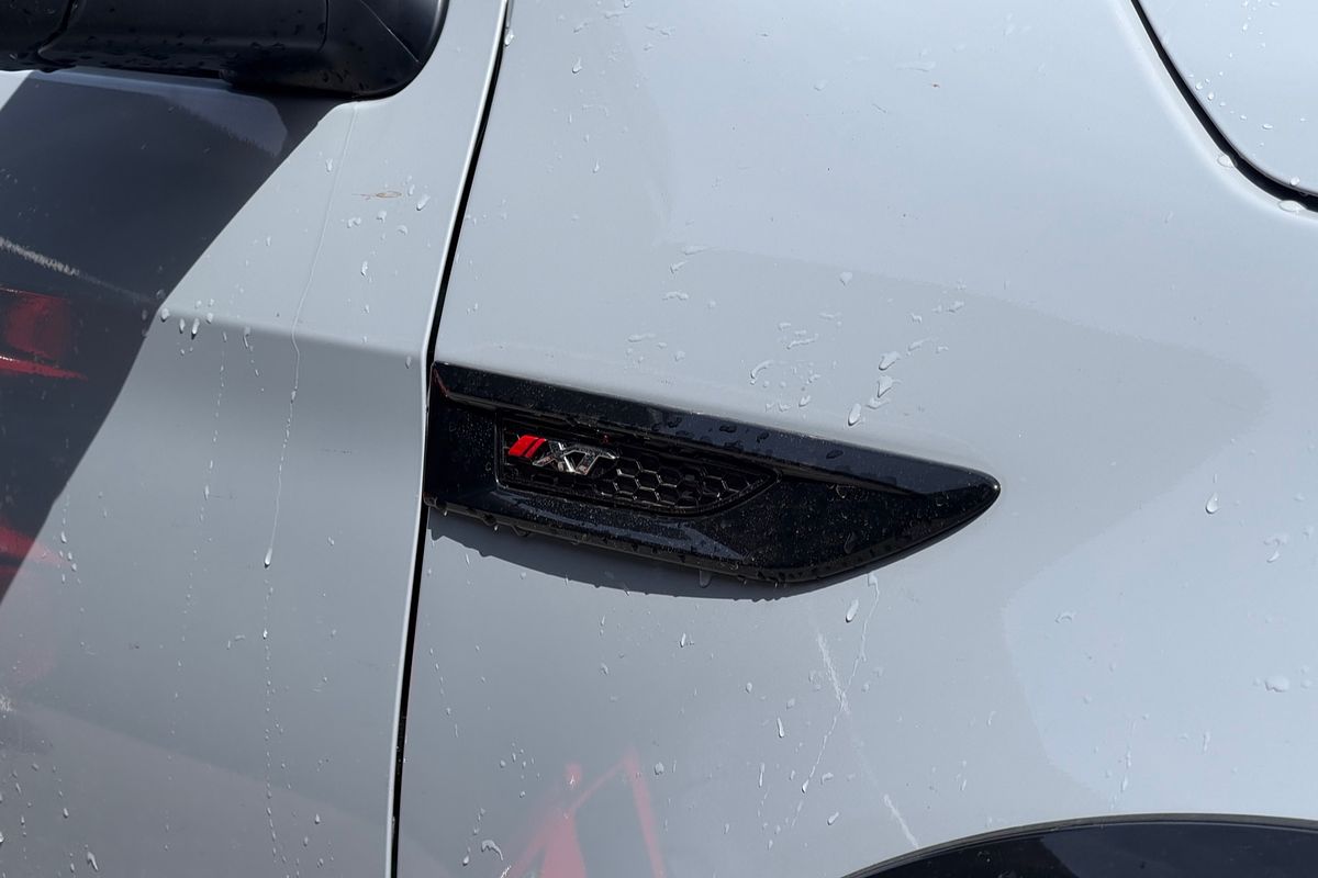 2025 Isuzu MU-X X-TERRAIN