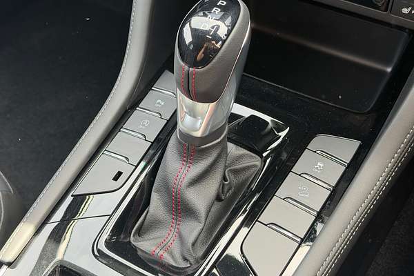 2025 Isuzu MU-X X-TERRAIN